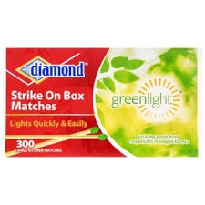 Diamond Strike on Box Matches 300 ct